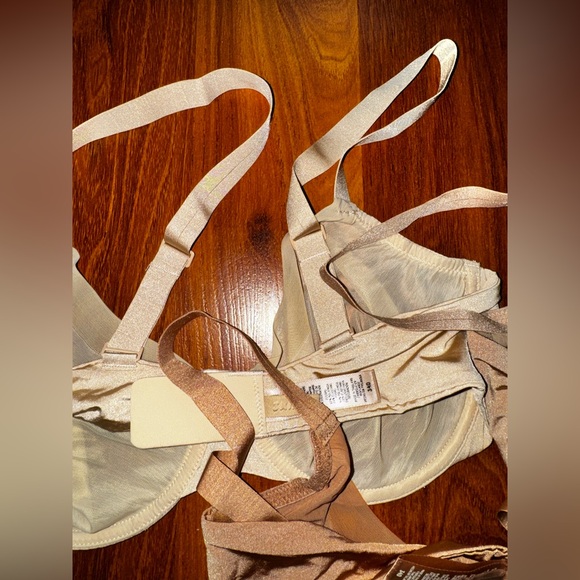 AUTHENTIC SKIMS No Show Unlined Demi Bra Trio Set - Picture 9 of 10